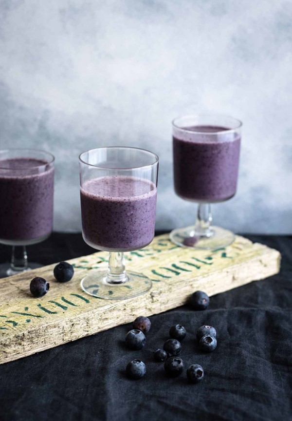 Read more about the article Brain Power Blueberry Smoothie